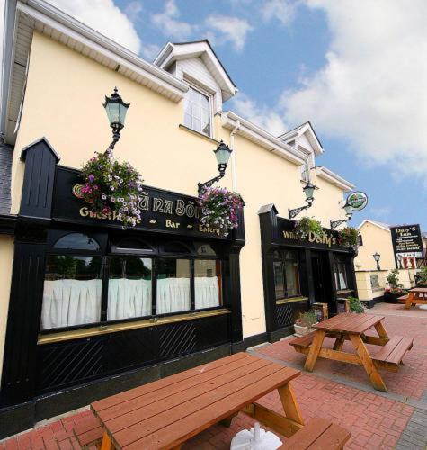 Dalys Inn Donore  Экстерьер фото