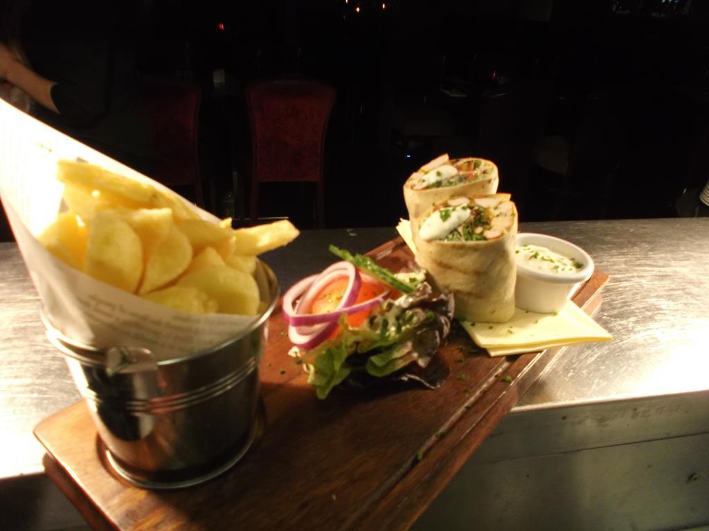 Dalys Inn Donore  Экстерьер фото