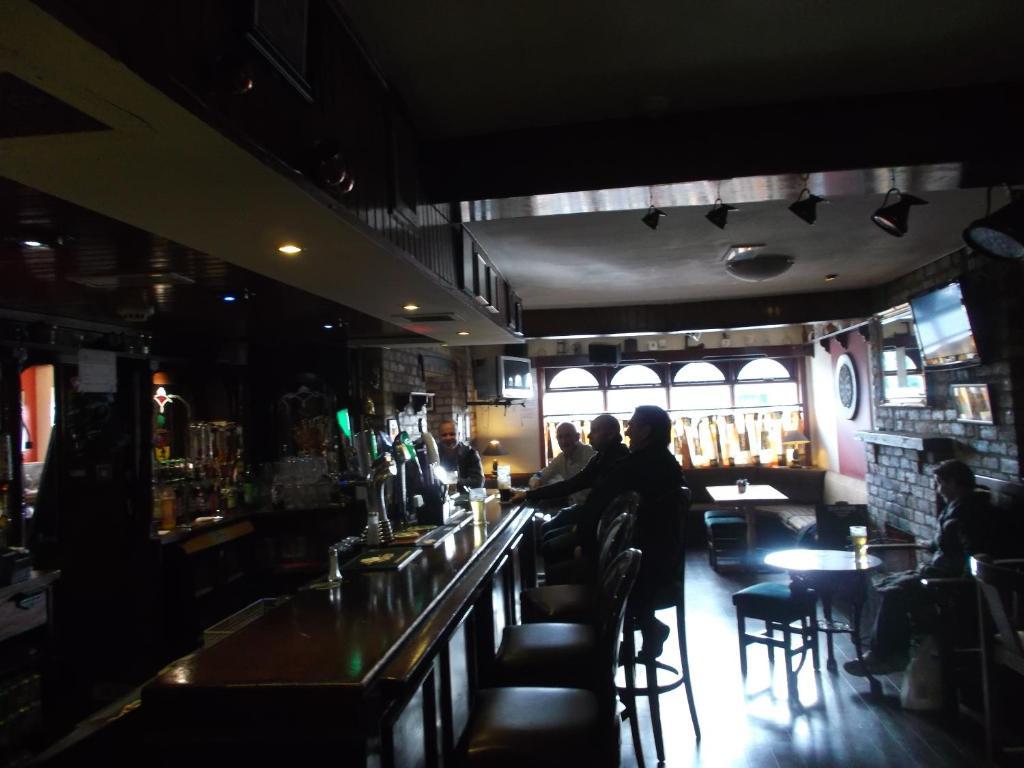 Dalys Inn Donore  Экстерьер фото