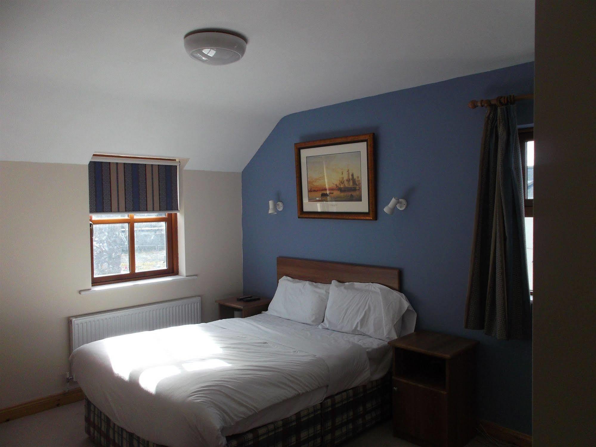 Dalys Inn Donore  Экстерьер фото