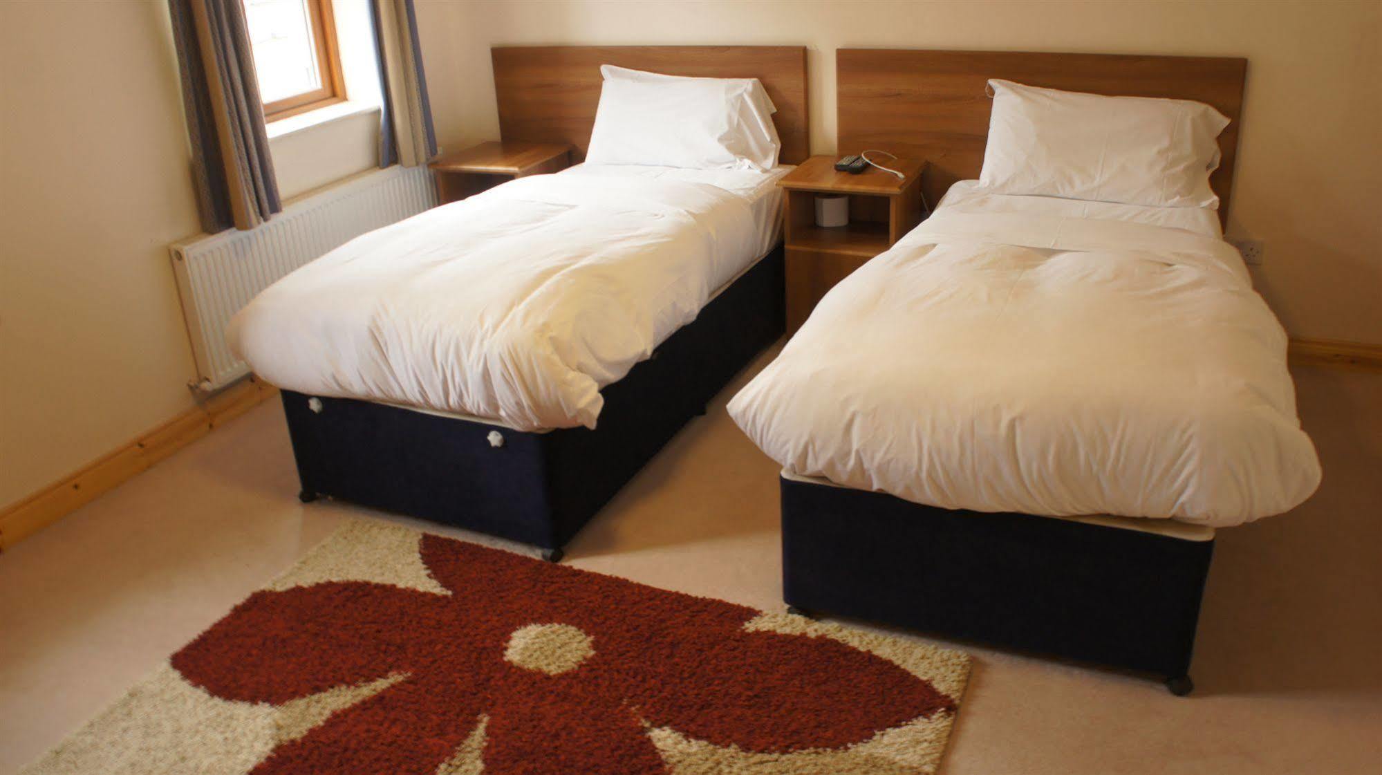 Dalys Inn Donore  Экстерьер фото